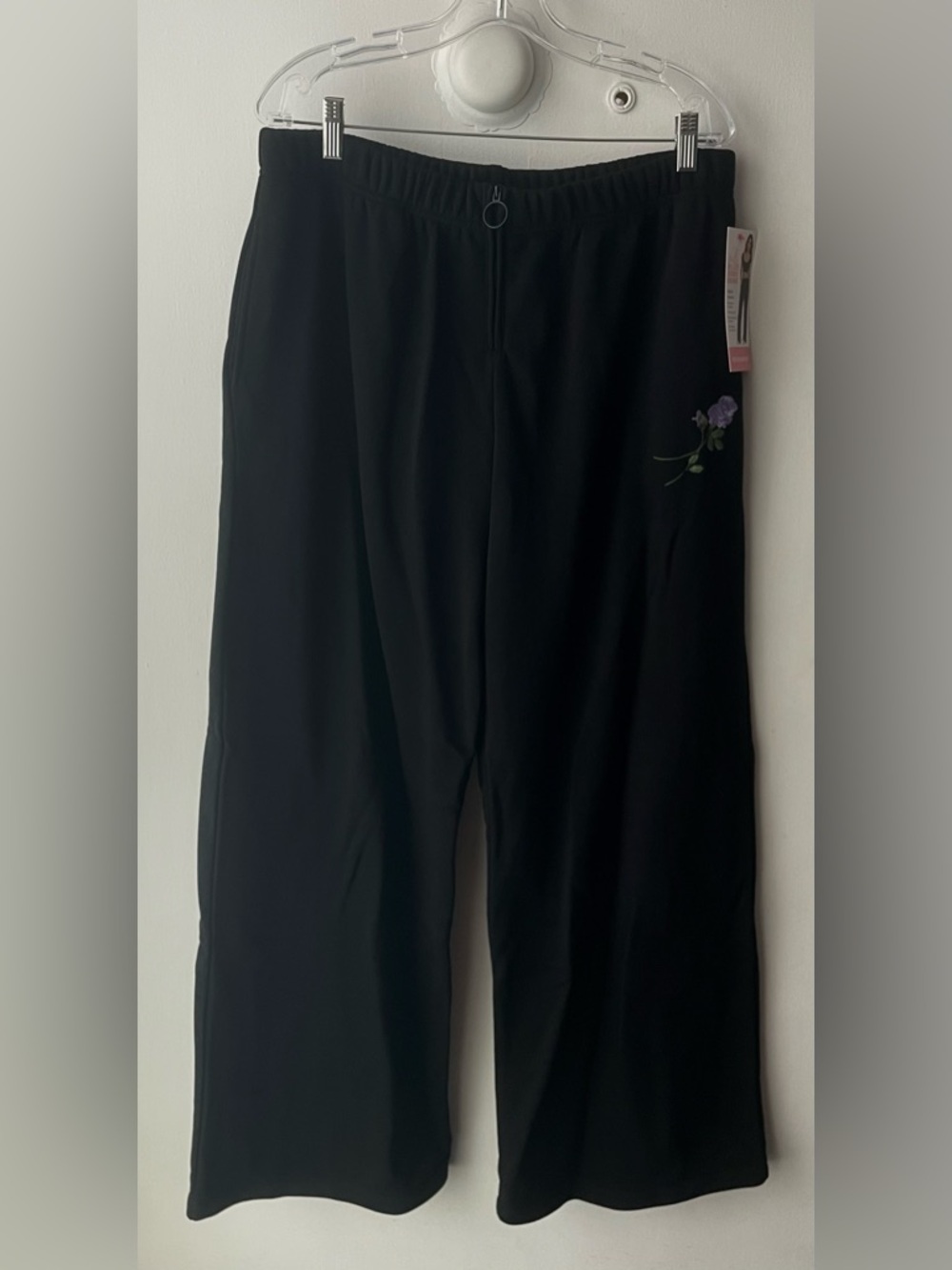 MILLS BY MILLIE BOBBY BROWN BLACK FLARED SWEATPANTS - SIZE XL!